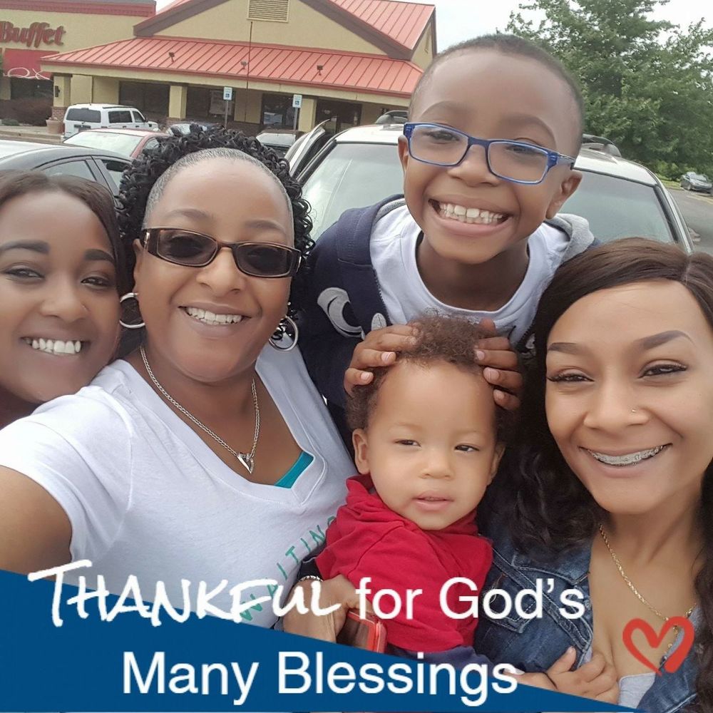 Meet your Posher, Crystal